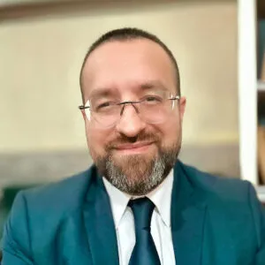 Carlos Aquila